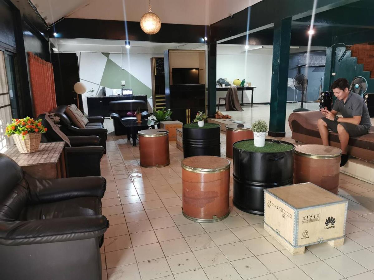 The Chiang Mai Walkers Hotel Ngoại thất bức ảnh