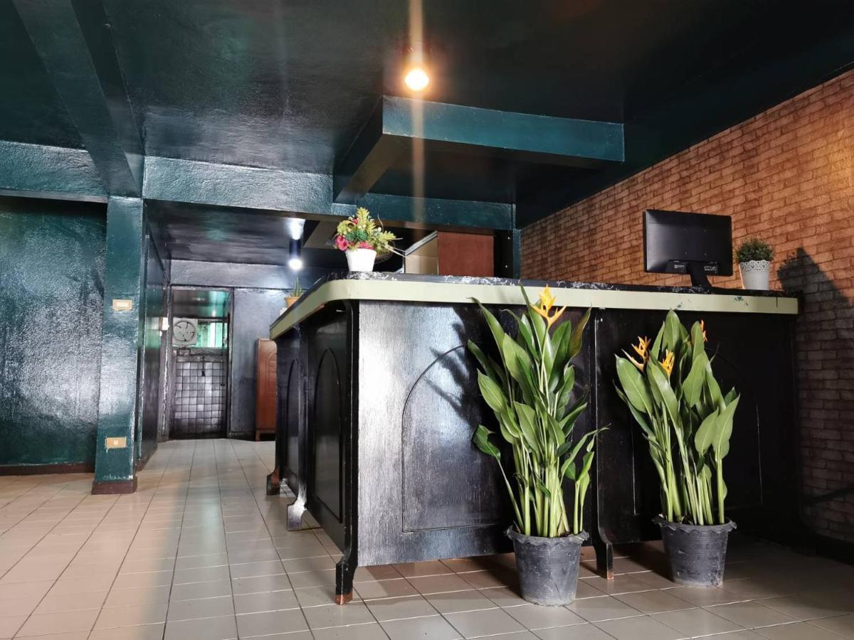 The Chiang Mai Walkers Hotel Ngoại thất bức ảnh