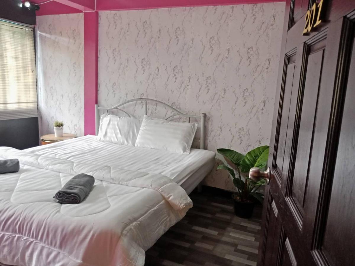The Chiang Mai Walkers Hotel Phòng bức ảnh
